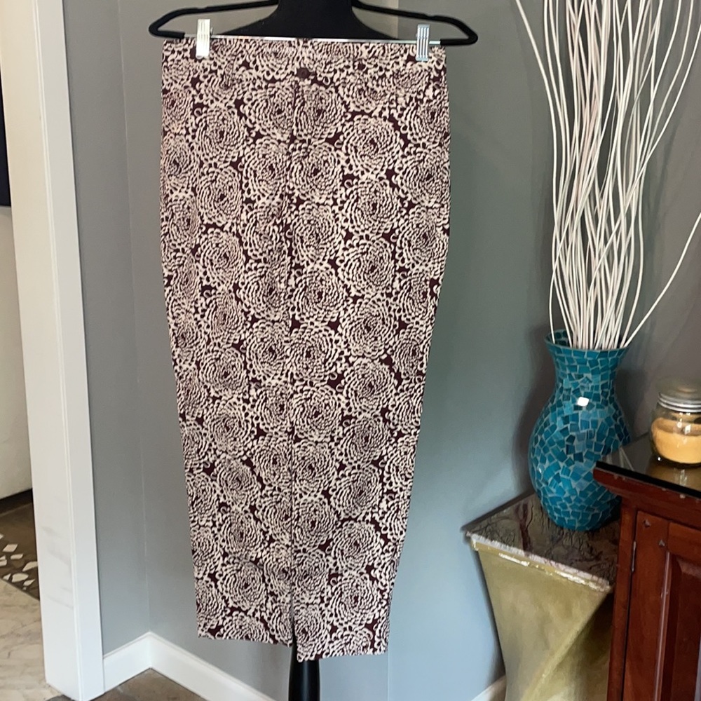 GAP Brown and White Floral Print Slim City Khakis - Picture 2 of 12